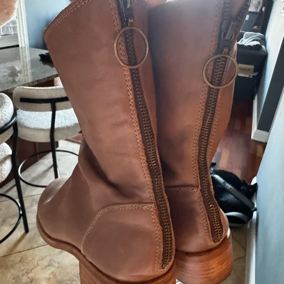 Beek Tan Ankle Booties with Slouchy Design size 10 Anthro - Picture 4 of 4